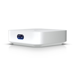 Ubiquiti Powerfully compact UniFi Cloud Gateway and WiFi 6 access point