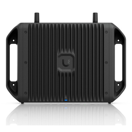 Ubiquiti Ruggedized, fanless 10 GbE 