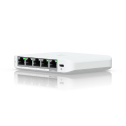 Ubiquiti Compact, 5-port 2.5G switch 