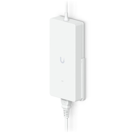 Ubiquiti An AC power adapter delivers 